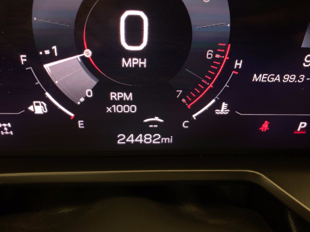 Used 2025 GMC Acadia AT4 AWD/4WD image 13