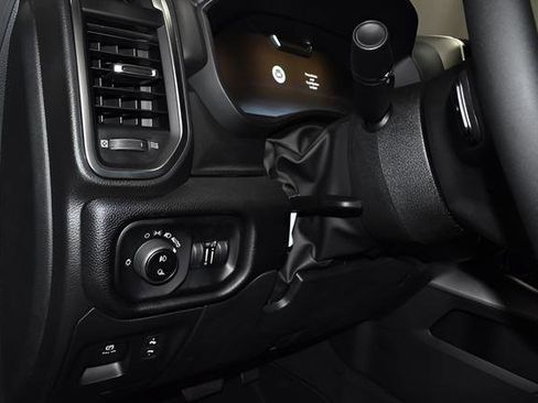 New 2026 RAM 1500 Big Horn AWD/4WD image 27
