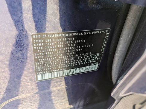 Certified 2023 Volkswagen Tiguan SE FWD image 34