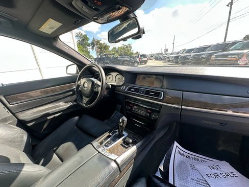 Used 2012 BMW 750Li RWD image 19