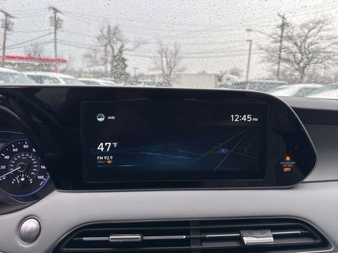 Used 2022 Hyundai Palisade SEL w/ 8P Bench Seat Package image 15