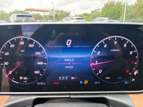 Used 2025 Mercedes-Benz C 300 Sedan image 12