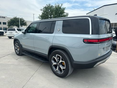 Used 2023 Rivian R1S Adventure AWD/4WD image 2