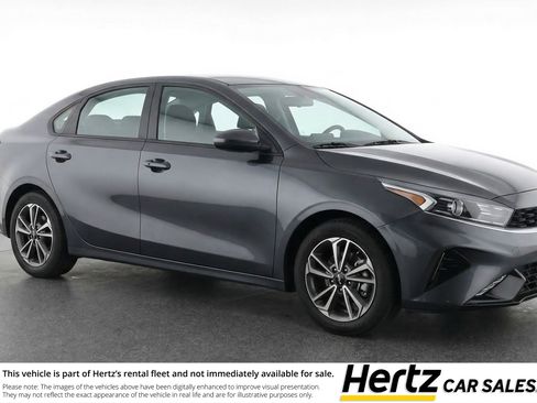 Used 2024 Kia Forte LXS image 1