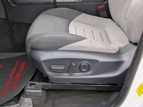 Used 2024 Toyota Tacoma TRD Off-Road w/ TRD Off Road Upgrade Package image 16