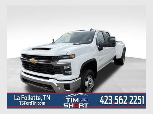 Used 2024 Chevrolet Silverado 3500 LT image 1