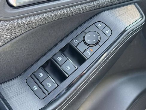 Used 2021 Nissan Rogue SV AWD/4WD image 33