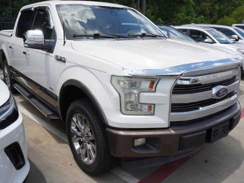 Used 2016 Ford F150 Lariat w/ Equipment Group 502A Luxury RWD image 3