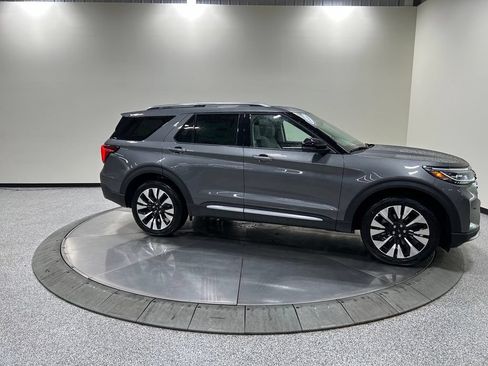 New 2026 Ford Explorer Platinum w/ LUX Leather Package AWD/4WD image 5