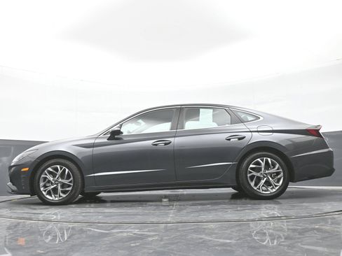 Certified 2023 Hyundai Sonata SEL w/ Preferred Accessory Package FWD image 39