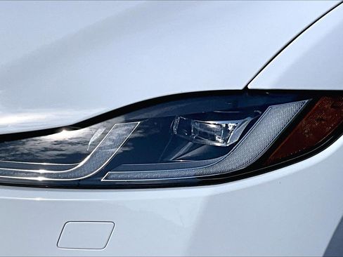Used 2023 Jaguar F-PACE R-Dynamic S AWD/4WD image 30