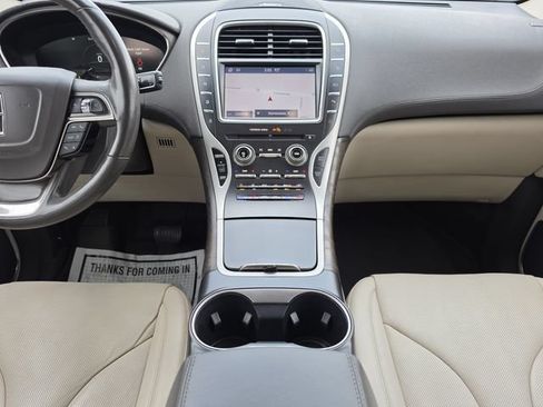 Used 2019 Lincoln Nautilus Reserve FWD image 20