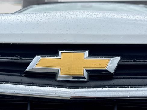 Used 2019 Chevrolet Equinox LT w/ Driver Convenience Package FWD image 14
