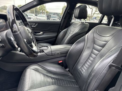Used 2019 Mercedes-Benz S 560 Sedan image 13