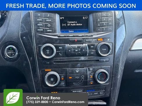 Used 2017 Ford Explorer XLT AWD/4WD image 16