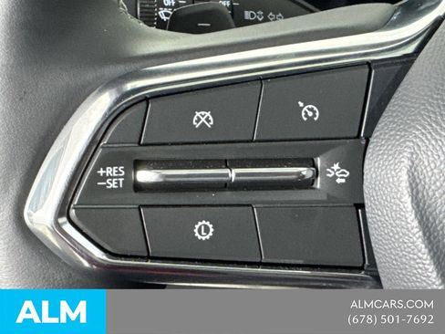 Used 2026 Chevrolet Traverse LT w/ Driver Confidence Package FWD image 28