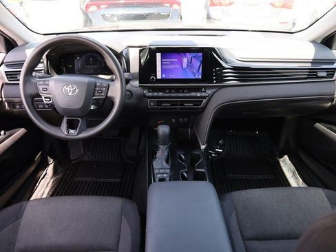 Used 2025 Toyota Camry LE FWD image 21