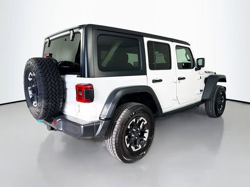 Used 2024 Jeep Wrangler Unlimited Rubicon 4xe AWD/4WD image 5