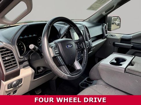 Used 2019 Ford F150 XLT w/ Equipment Group 302A Luxury AWD/4WD image 15