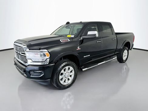 Used 2020 RAM 2500 Laramie AWD/4WD image 3