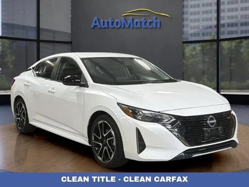Used 2024 Nissan Sentra SR FWD image 1