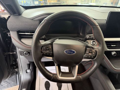 Certified 2026 Ford Explorer ST-Line AWD/4WD image 14