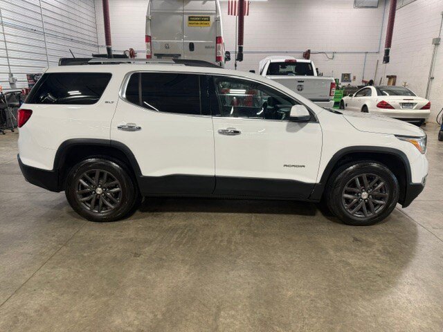 Used 2017 GMC Acadia SLT AWD/4WD image 5