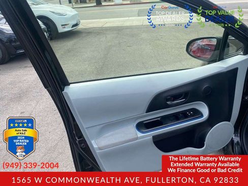 Used 2012 Toyota Prius C Two FWD image 23