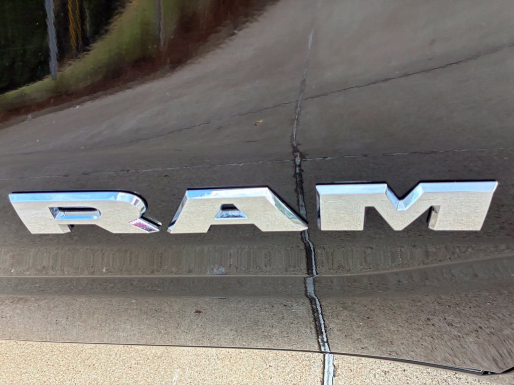 Used 2026 RAM 1500 Laramie AWD/4WD image 4