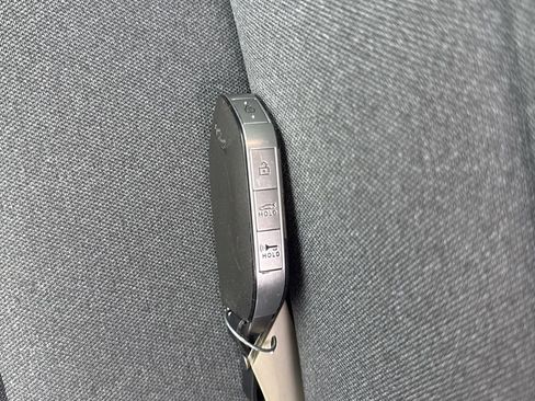 Used 2025 Kia K4 LXS image 25