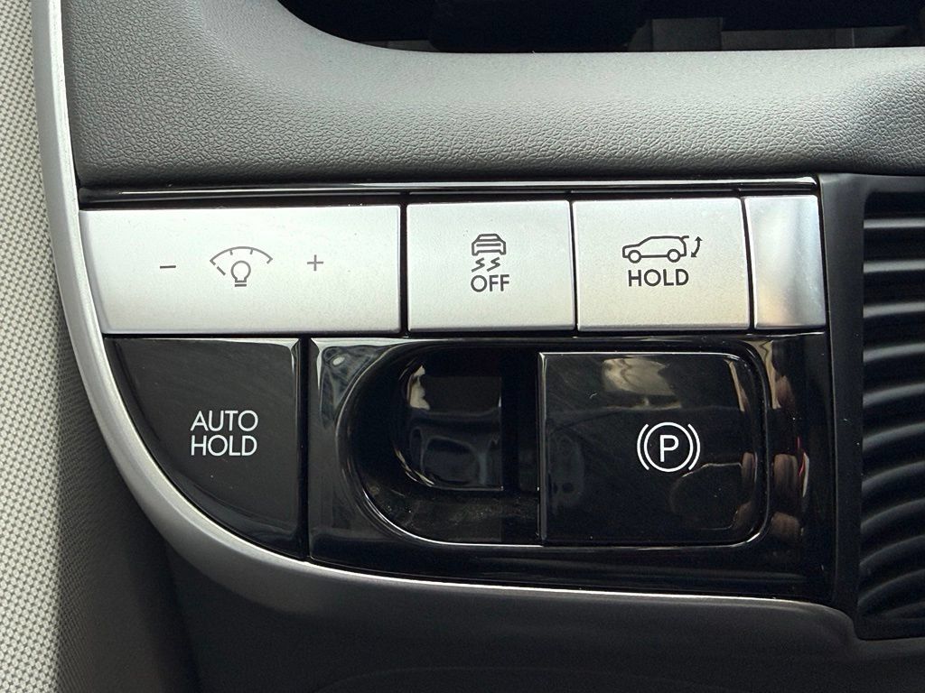Certified 2024 Hyundai Ioniq 5 Limited RWD image 27