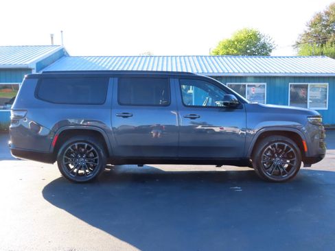 Used 2024 Jeep Grand Wagoneer L Series II w/ Quick Order Packagew 28T AWD/4WD image 7