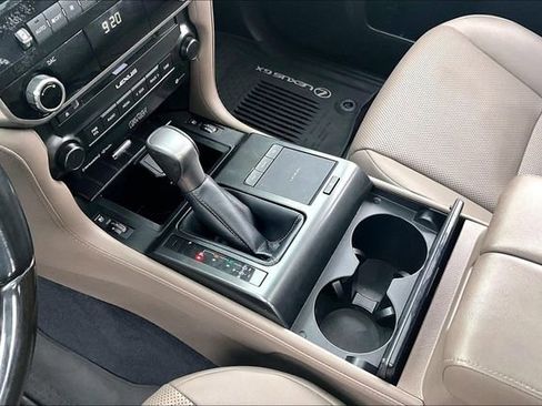 Used 2022 Lexus GX 460 Premium w/ Premium Plus Package image 15