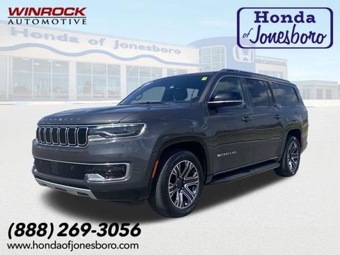 Used 2024 Jeep Wagoneer L Series II image 1