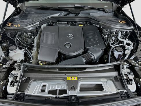 Used 2026 Mercedes-Benz GLC 300 4MATIC image 39
