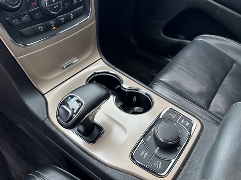 Used 2015 Jeep Grand Cherokee Overland w/ Advanced Technology Group image 25