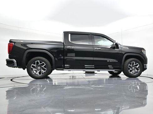 Certified 2022 GMC Sierra 1500 SLT w/ SLT Convenience Package AWD/4WD image 26