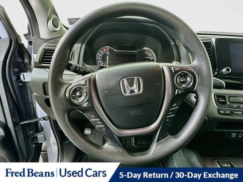 Used 2023 Honda Ridgeline Sport image 15