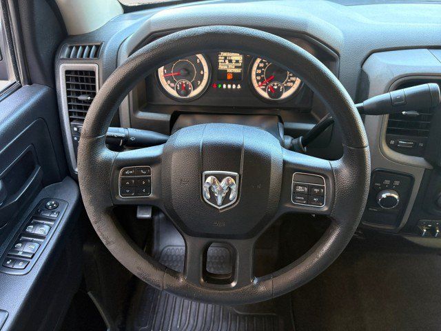 Used 2017 RAM 2500 Tradesman w/ Chrome Appearance Group AWD/4WD image 12