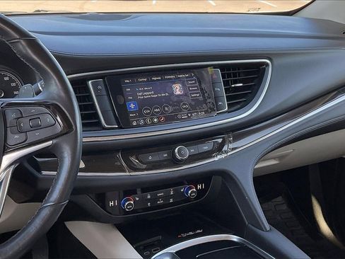 Used 2023 Buick Enclave Essence w/ Experience Buick Package image 6