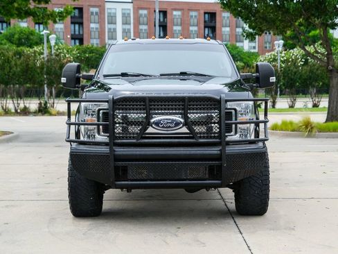 Used 2019 Ford F350 XLT w/ XLT Value Package AWD/4WD image 4