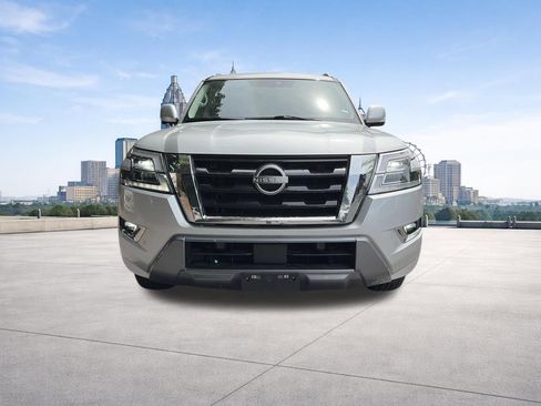 Used 2024 Nissan Armada SV AWD/4WD image 8