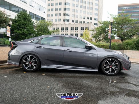 Used 2018 Honda Civic Si image 8
