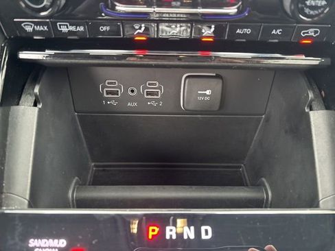 Used 2023 Jeep Grand Cherokee Limited image 35