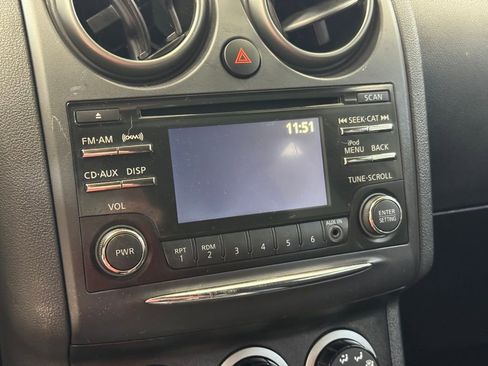 Used 2014 Nissan Rogue S w/ Convenience Package image 33