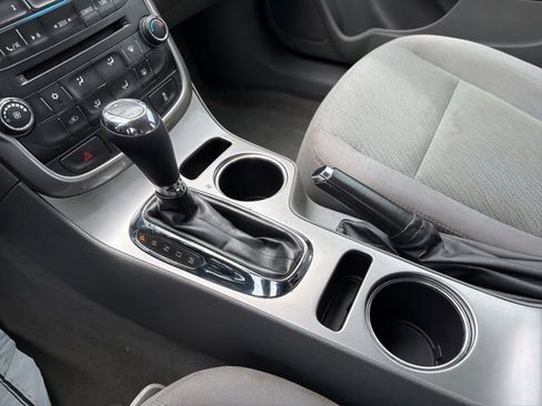 Used 2014 Chevrolet Malibu LS FWD image 20