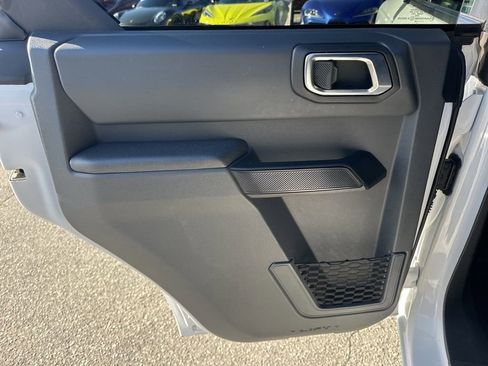 Used 2025 Ford Bronco Big Bend image 26