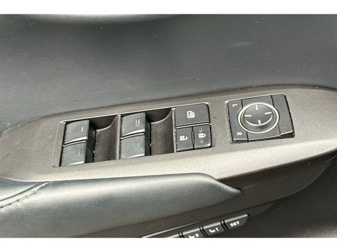 Used 2015 Lexus NX 200t FWD w/ Premium Package image 12