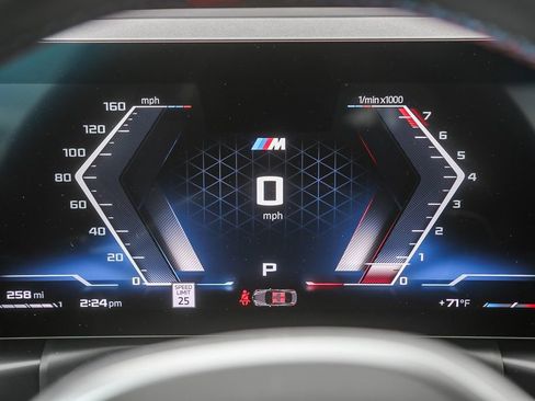 Used 2025 BMW M240i Coupe RWD image 19