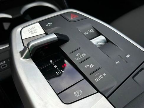 Used 2023 BMW X1 xDrive28i w/ Premium Package image 41